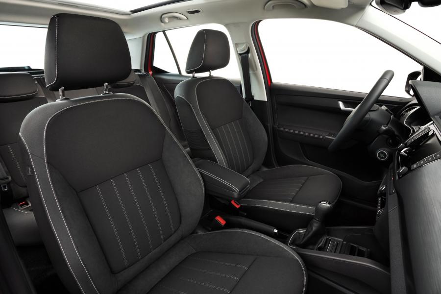 Интерьер Skoda Fabia Monte Carlo (NJ) 2018 года  (WW) (фото 7 из 26)
